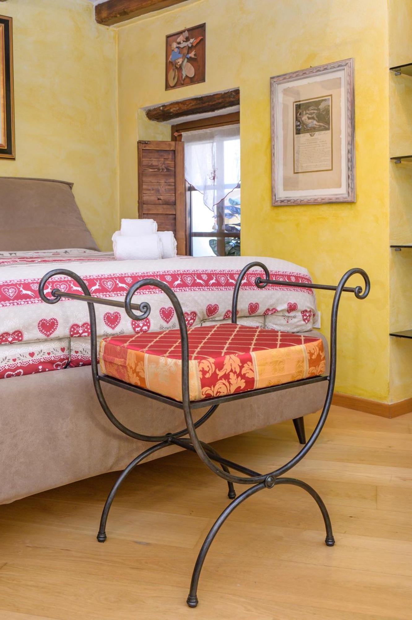 Joile Maison - In The Heart Of Aosta Luaran gambar
